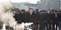 [포토] 5.18 민주묘지 찾은 반기문 총장