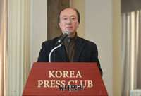 [포토] 격려사하는 박인환 바른사회시민회의 공동대표