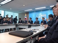 [포토] 여의도당사에서 열린 바른정당 최고위원회의