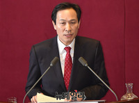 [포토] 교섭단체 대표연설 하는 더불어민주당 우상호 원내대표