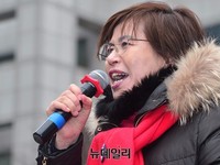 [포토] 대구 태극기집회, 연설하는 이애란 자유통일문화원 원장