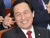 [포토] 환하게 웃는 더불어민주당 우상호 원내대표