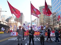 [태극기집회] 대열 정비하는 해병대 예비역 장교단