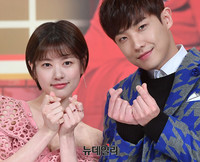 [포토] 주말드라마서 만난 정소민-이준