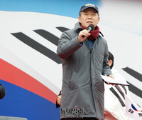 [태극기집회] 3.1절 대규모 태극기집회 참석한 김평우 변호사