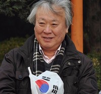 [태극기집회] 소설가 이문열, 태극기 들고 참여