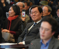 [포토] 특검-검찰 인권침해 불법수사 조사단 출범식 참석한 김경재