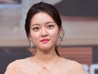 [포토] 드라마 자체발광오피스, 신입사원으로 돌아온 고아성