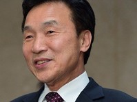 [포토] 질문에 답하는 손학규 국민주권개혁회의 의장