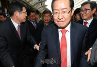 [포토] 홍준표 서문시장 출마선언 