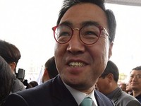 [포토] 한국당 비전대회, 입구 막히자 이만기 나서 질서유도