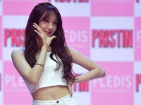 [포토] 프리스틴 로아, 깜찍한 포즈