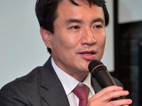 [포토] 질문에 답하는 김진태 대선주자