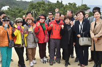 [포토] 정동진서 기념촬영하는 홍준표