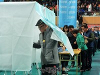 [포토] 더불어민주당 호남경선 투표 시작