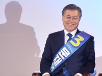 [포토] 문재인, 충청권역 선출대회서 47.8% 득표로 1위