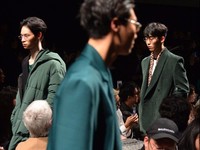 [포토] 런웨이를 스트리트로 해석한 '87MM'②