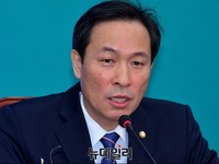 [포토] 더불어민주당 최고위원회의, 발언하는 우상호 원내대표