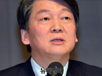 [포토] 관훈토론회, 발언하는 안철수