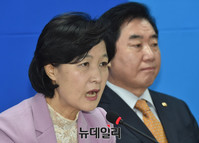 [포토] 발언하는 더불어민주당 추미애 상임공동선대위원장