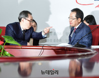 [포토] 中 우다웨이 만난 홍준표