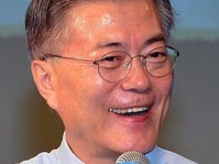 [포토] 미소 짓는 문재인 후보