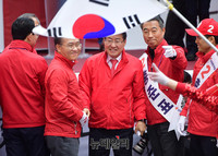 [포토] 대구서 첫 유세나선 홍준표 