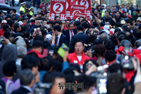 [포토] 경남 진주 찾은 홍준표