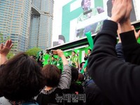 [포토] 울산서 유세하는 안철수 후보