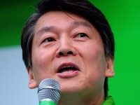 [포토] 울산유세, 발언하는 안철수