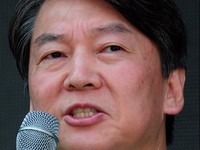 [포토] 창원유세, 발언하는 안철수 후보