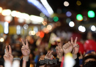 [포토] 홍준표 후보 방문에 가득찬 서문시장