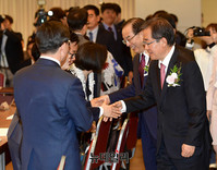 [포토] 한국교총 입장하는 홍준표