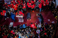 [포토] 부산 시민들에게 큰절 올리는 홍준표