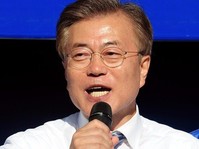 [포토] 창원서 유세하는 문재인 후보