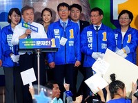 [포토] 진주서 유세하는 문재인 후보