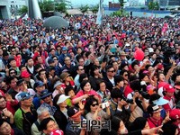 [포토] 청량리역 가득 메운 홍준표 지지자