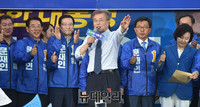 [포토] 지지호소 하는 더불어민주당 문재인 후보