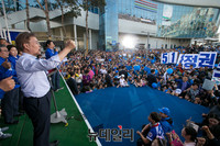 [포토] 광주송정역 찾은 문재인 후보