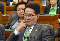 [포토] 침통한 표정의 박지원 국민의당 중앙상임선대위원장