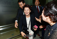 [포토] 출국하는 이순삼 여사