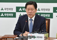 [포토] 모두발언 하는 국민의당 주승용 원내대표