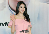 [포토] 공승연, 단아한 미소로 손인사