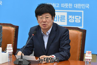 [포토] 모두발언 하는 이종구 바른정당 정책위의장