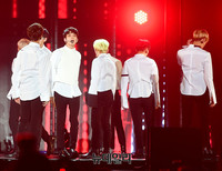 [포토] 업그레이드 된 퍼포먼스로 컴백한 세븐틴