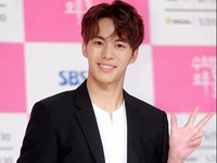 [포토] 커피감별사로 돌아온 빅스 홍빈