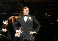 [포토] 파워풀한 무대 선보이는 브렌트 바렛