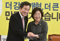 [포토] 인사 나누는 이낙연-심상정