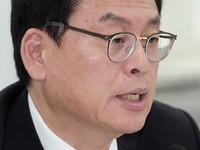 [포토] 비상대책위원회의, 발언하는 정우택