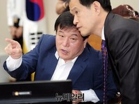 [포토] 무산된 정무위원회 전체회의